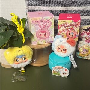 BB3 Phone Lanyard And Key Chain BWT